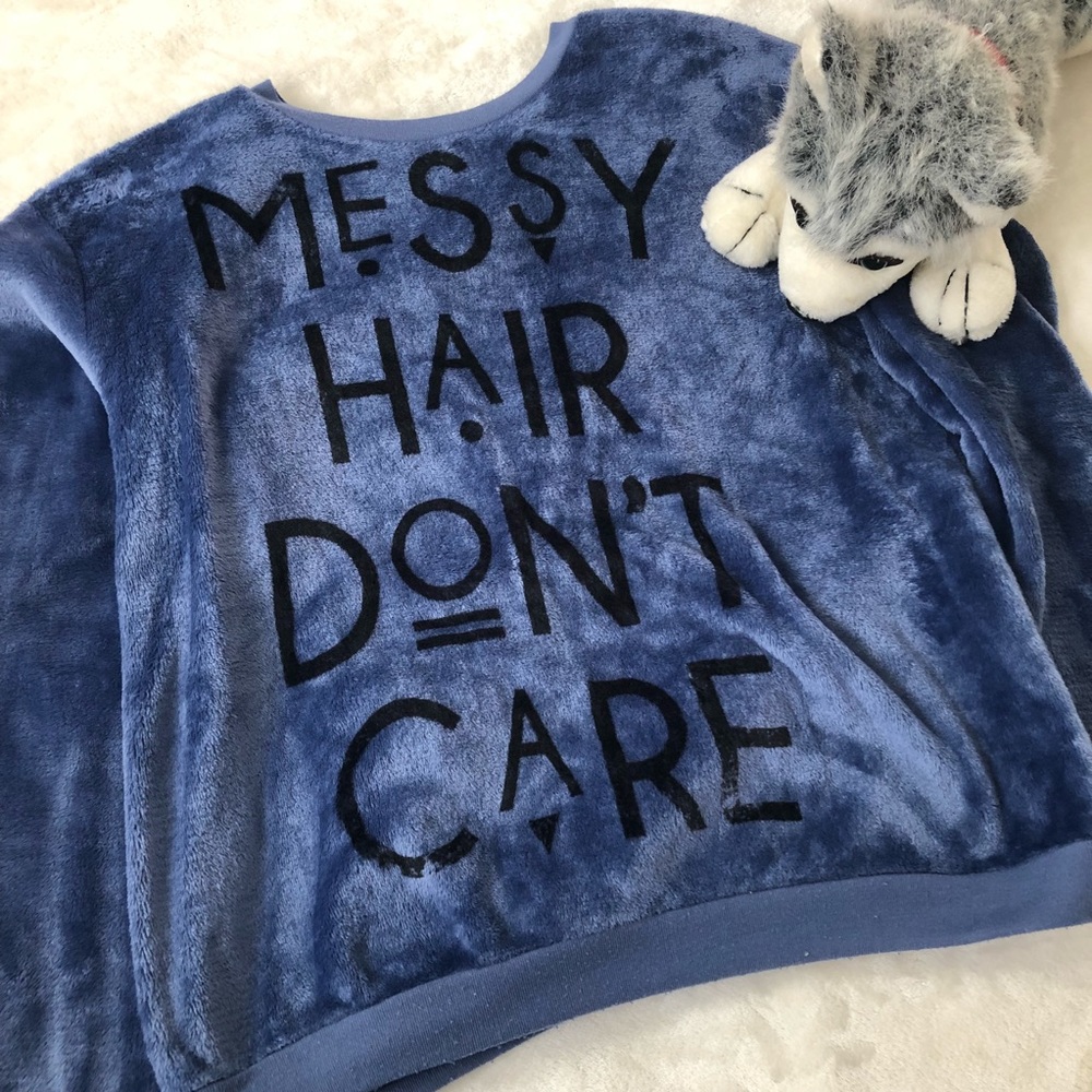 Gold Crush Brand Blue Super Soft Graphic Sweater